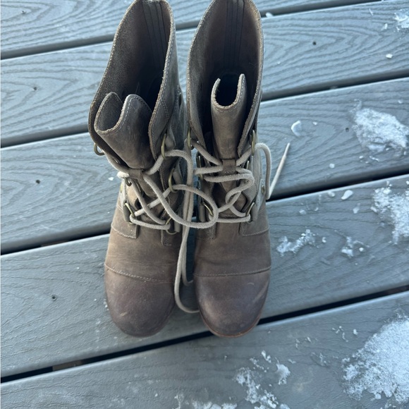 SOREL Women’s Brown Leather Lace-Up Wedge Ankle Boots – Size 8.5 - Picture 3 of 8